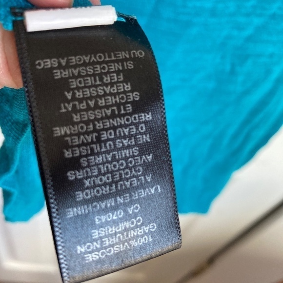 Turquoise tank with lace size Large - - Picture 5 of 6